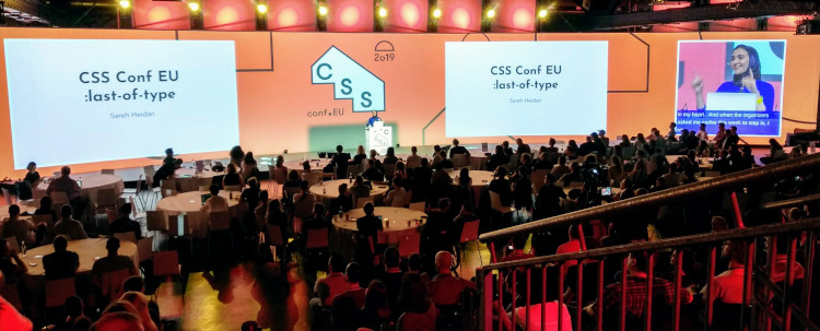 CSSconf EU 2019 stage