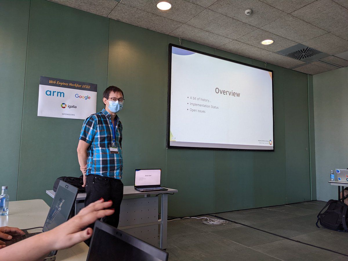 Frédéric Wang talking about MathML on a Web Engines Hackfest breakout session